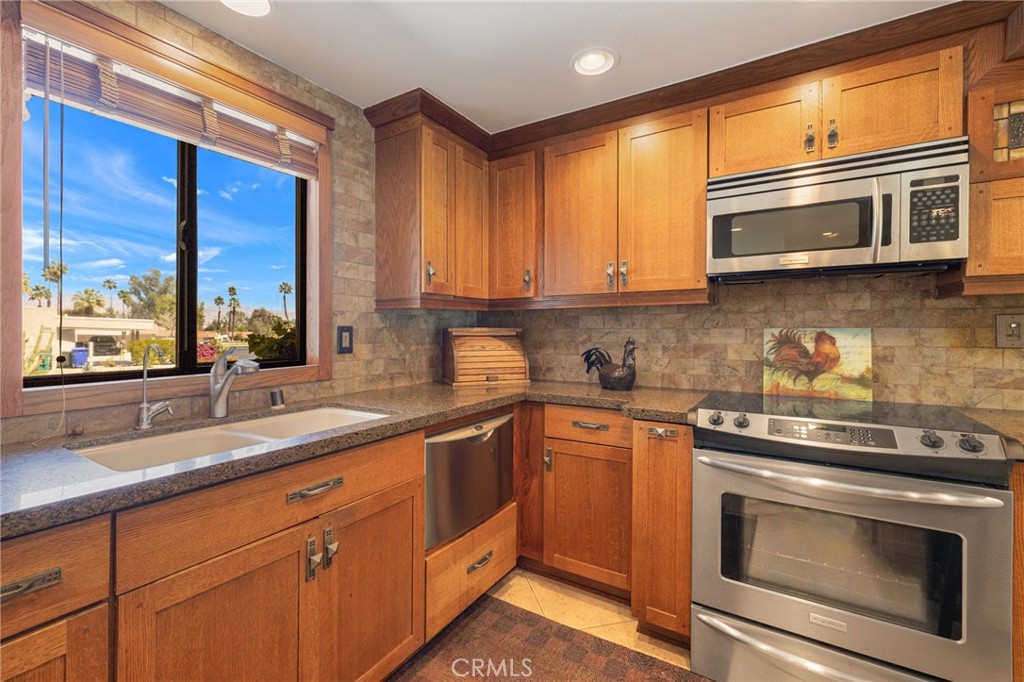 40503 Pebble Beach Circle