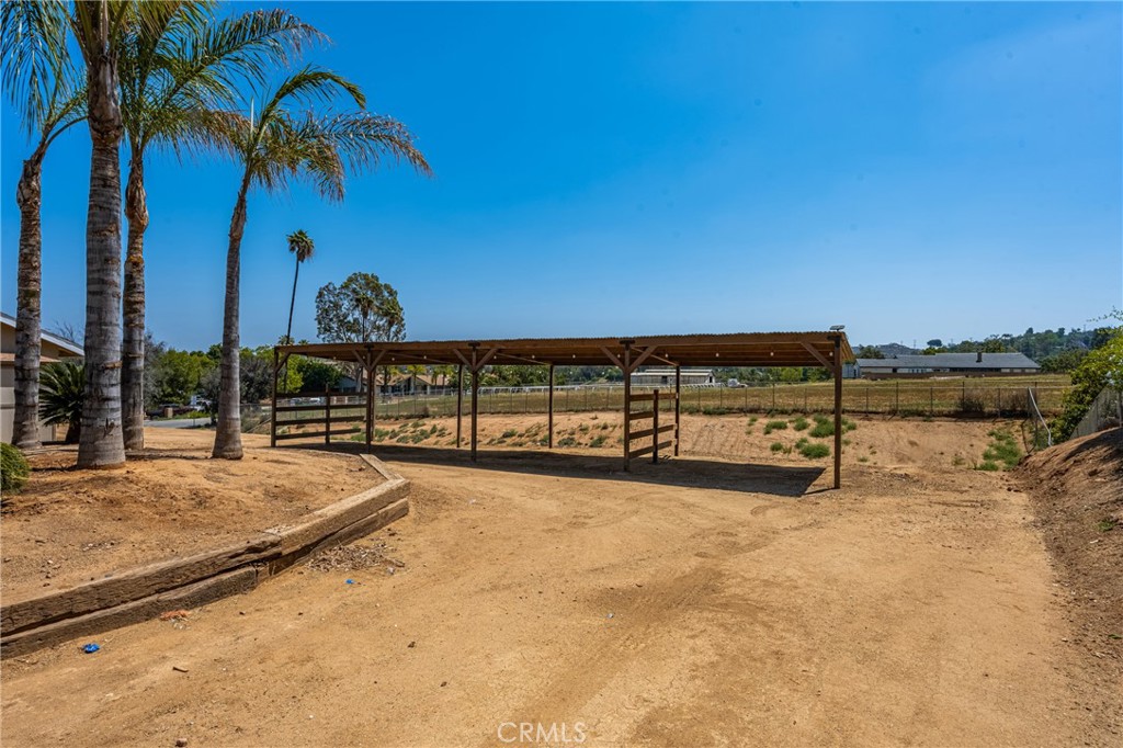 16481 Valle Vista Way