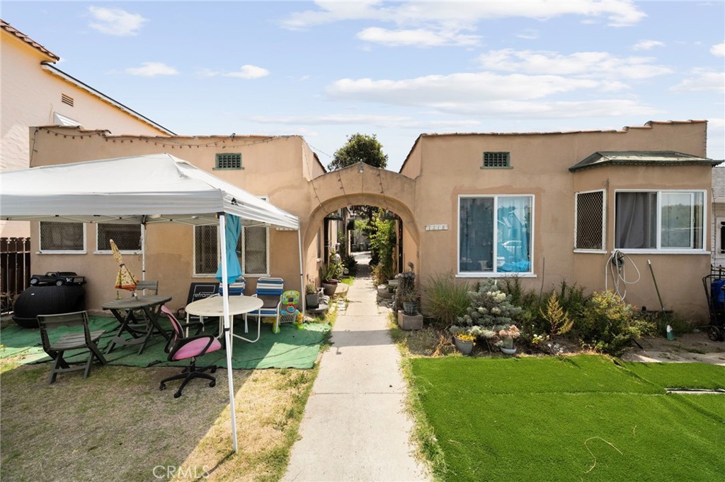 1216 S Mullen Avenue