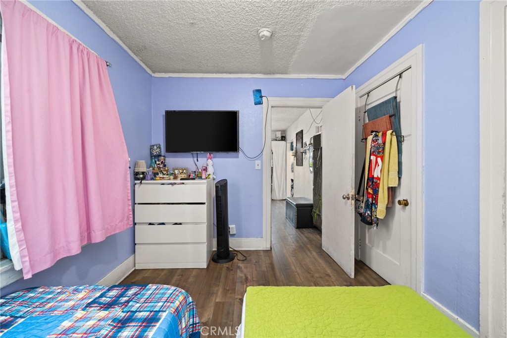 1216 S Mullen Avenue