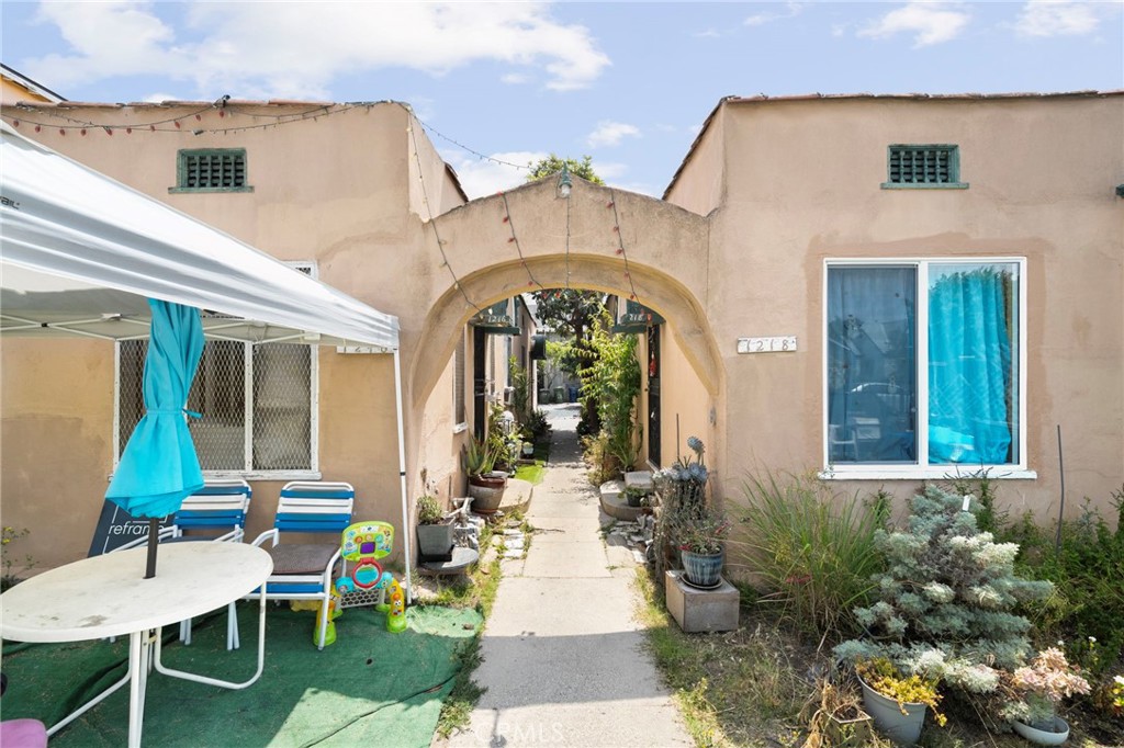 1216 S Mullen Avenue