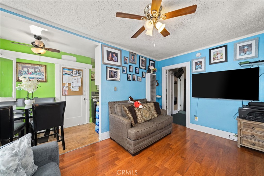 1216 S Mullen Avenue