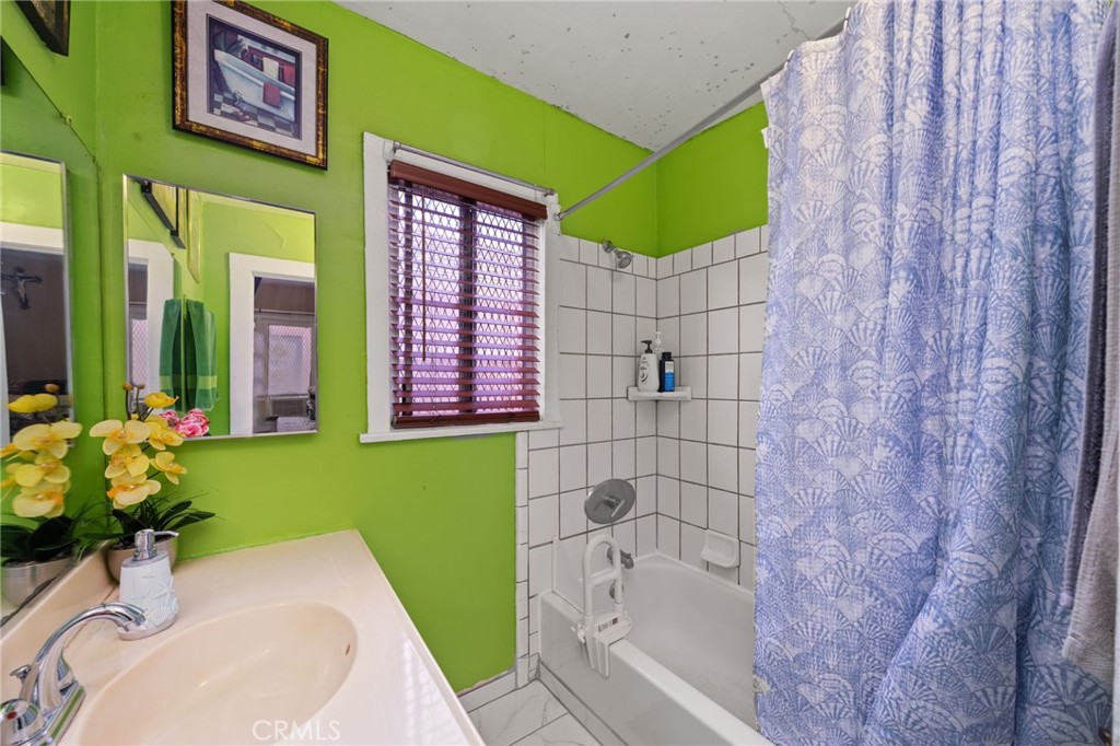 1216 S Mullen Avenue