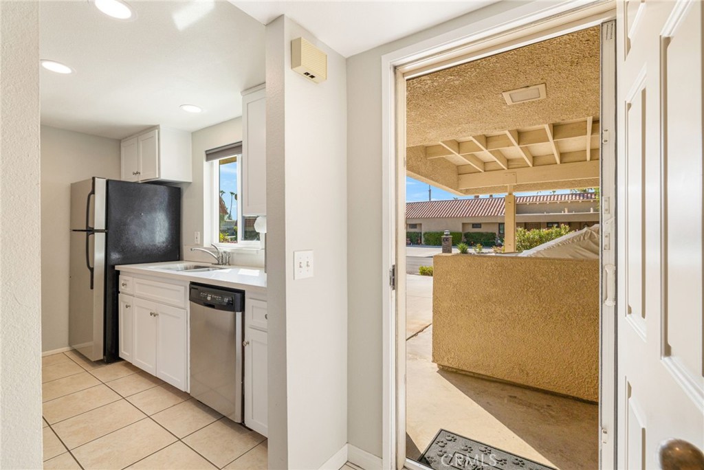 40310 Bay Hill Way