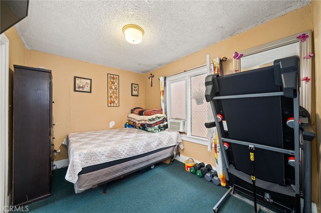 1216 S Mullen Avenue