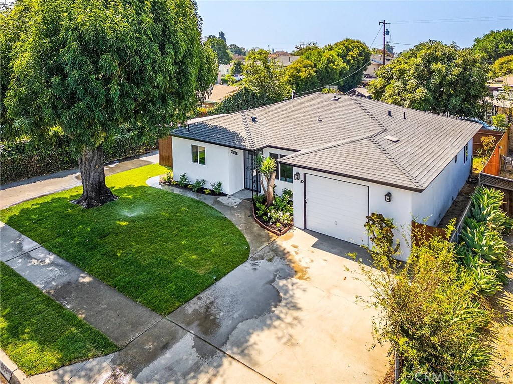 8558 Alameda Street