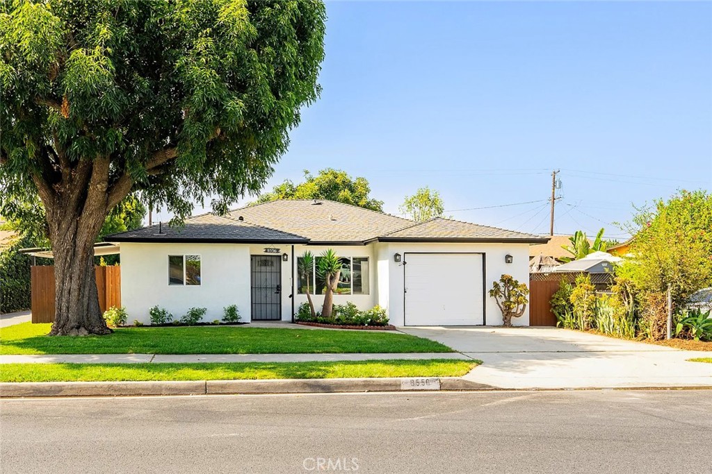 8558 Alameda Street