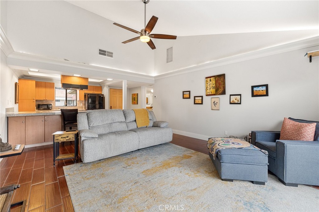 40465 La Costa Circle W