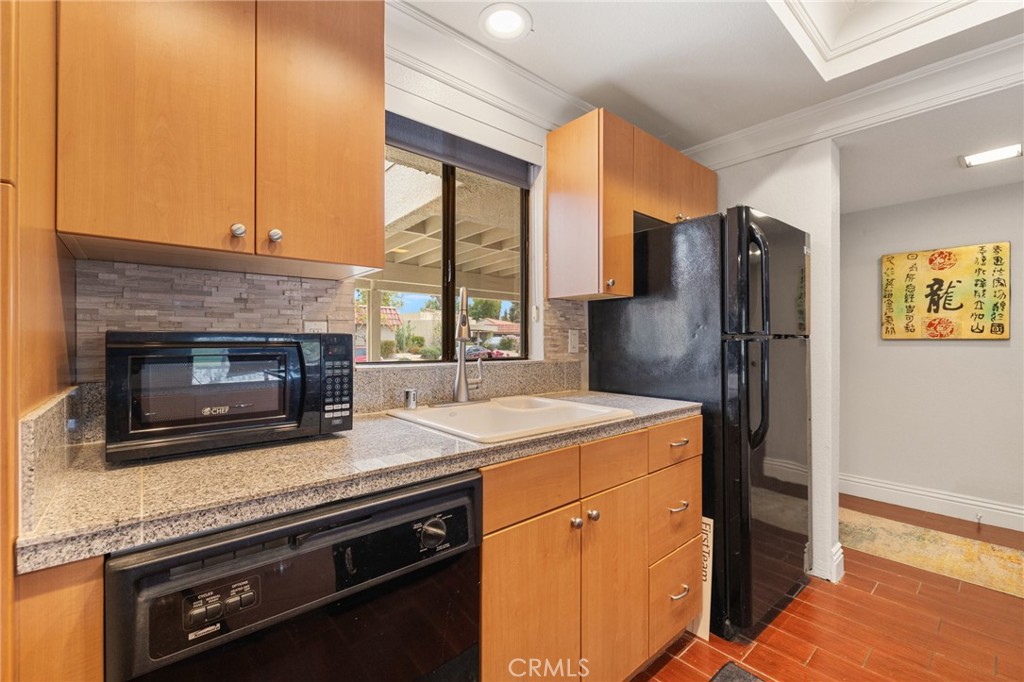 40465 La Costa Circle W