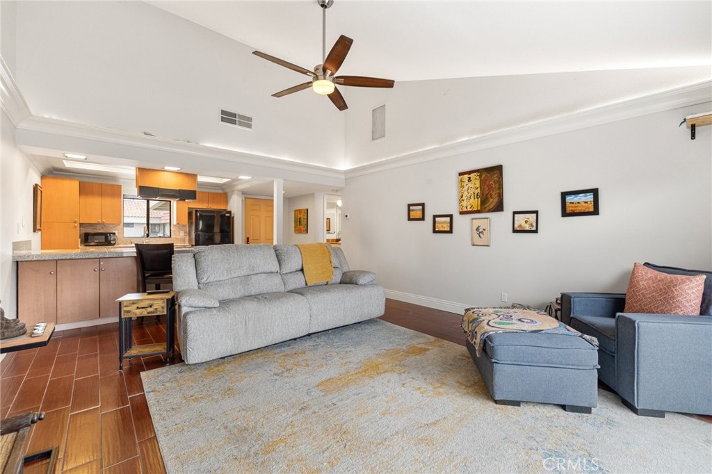 40465 La Costa Circle W