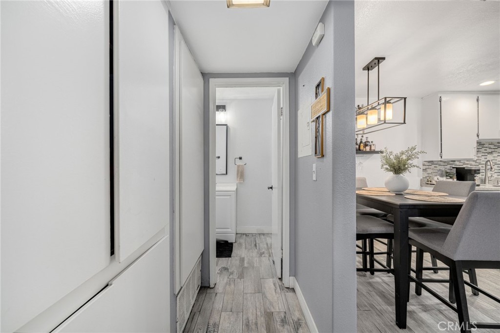 1101 W Macarthur Boulevard 197