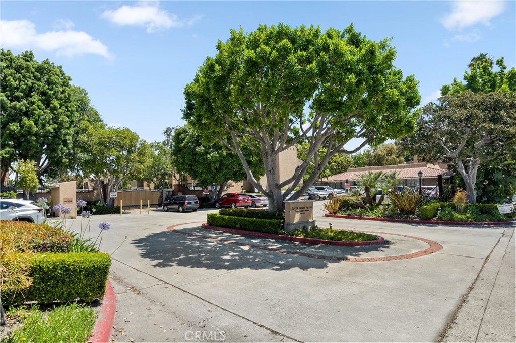 1101 W Macarthur Boulevard 197