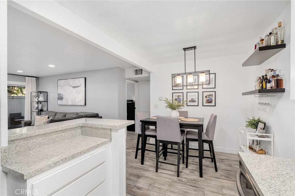 1101 W Macarthur Boulevard 197