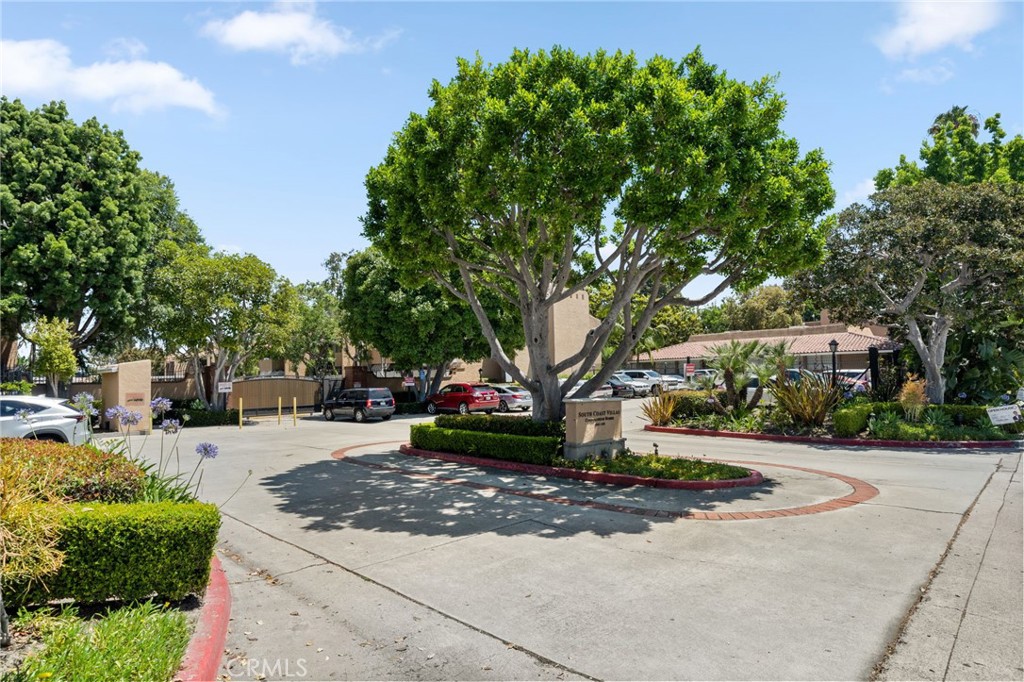 1101 W Macarthur Boulevard 197