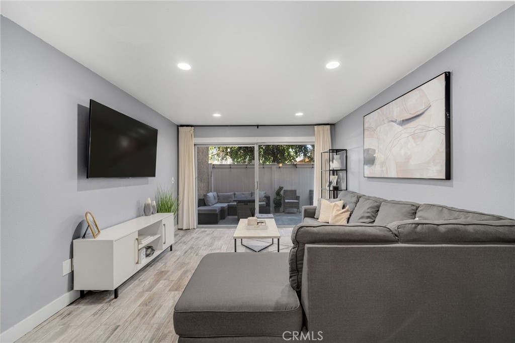 1101 W Macarthur Boulevard 197