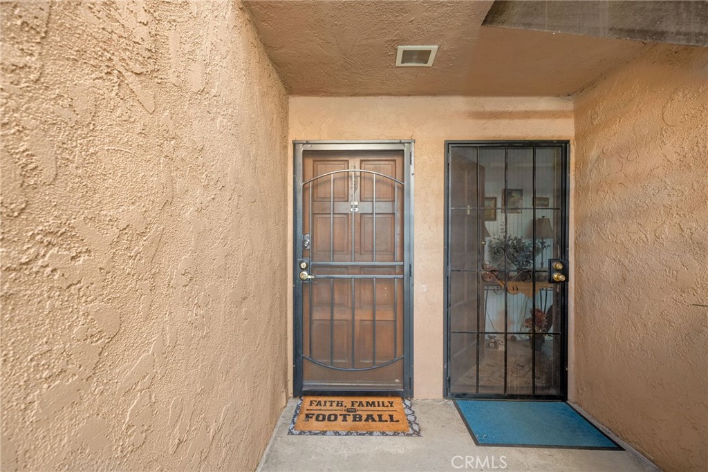 1101 W Macarthur Boulevard 197