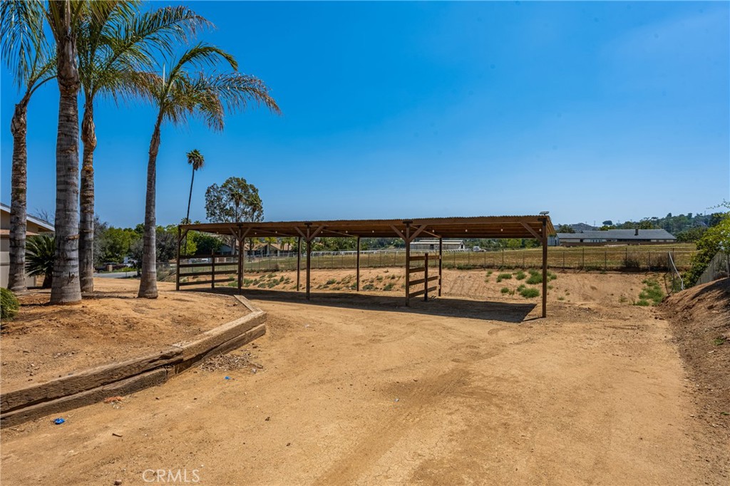 16481 Valle Vista Way