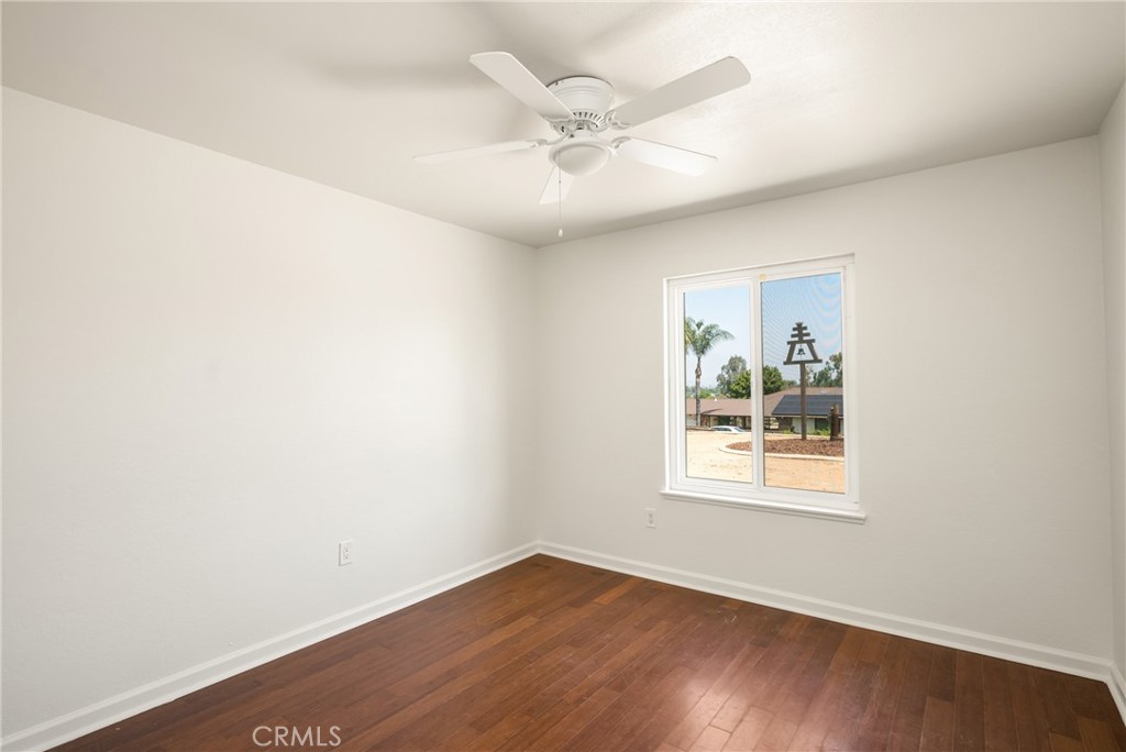 16481 Valle Vista Way