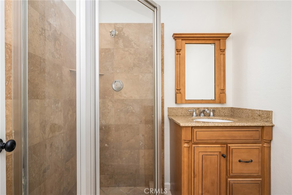 16481 Valle Vista Way