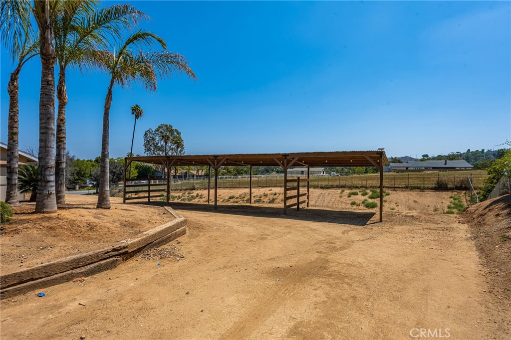 16481 Valle Vista Way