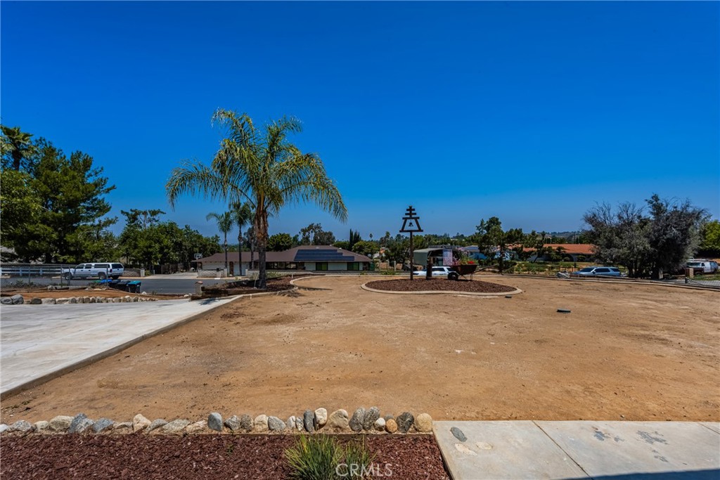 16481 Valle Vista Way