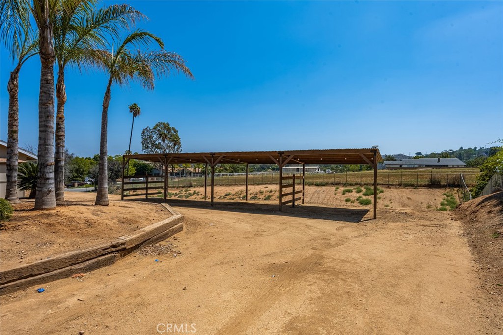 16481 Valle Vista Way