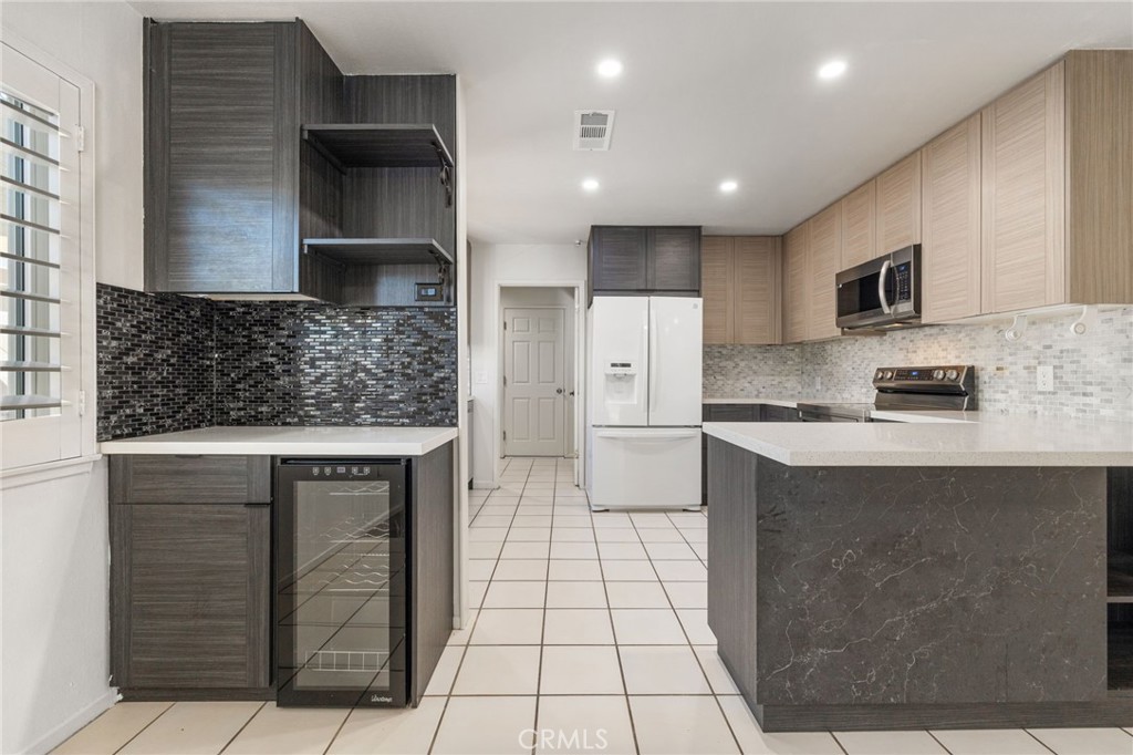 42915 Wisconsin Avenue