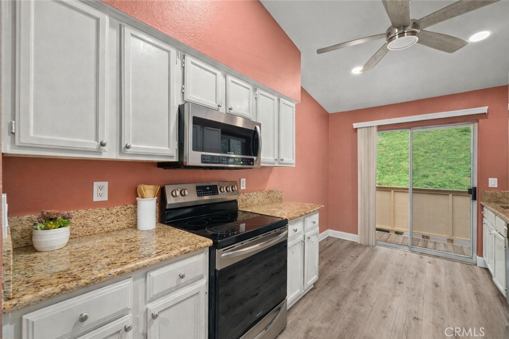 5470 Copper Canyon Road 2E