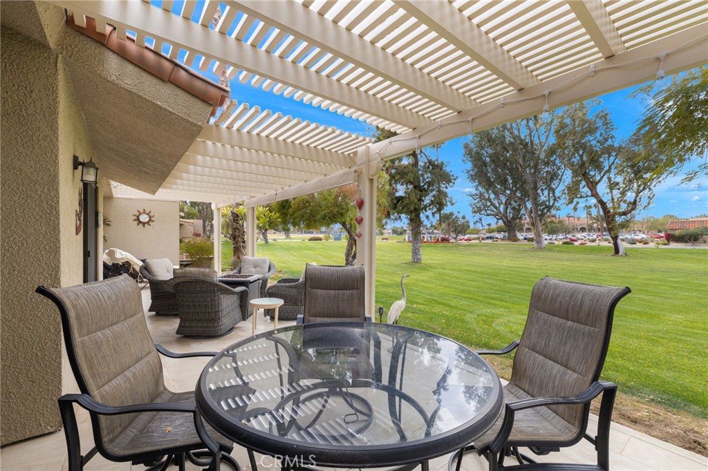 40963 Interlachen Lane