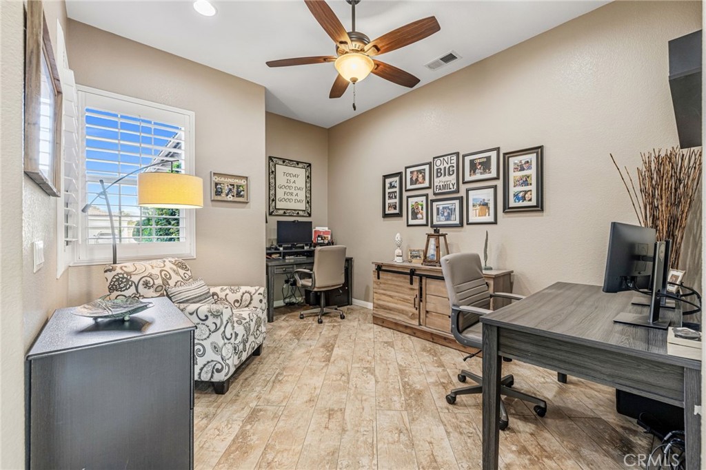 79851 Parkway Esplanade N