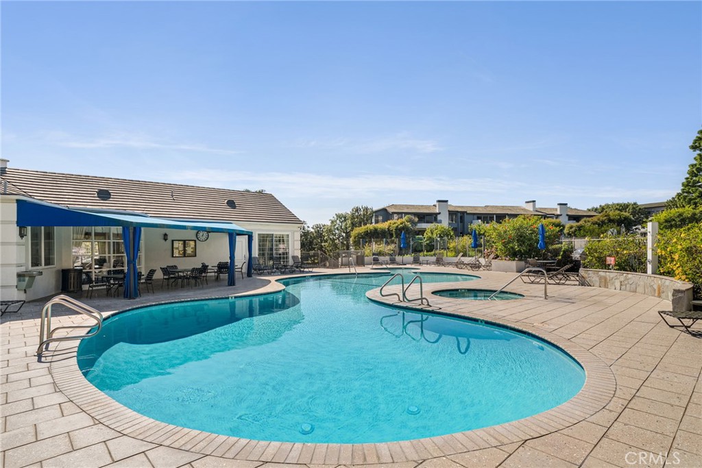 102 Scholz Plaza 239