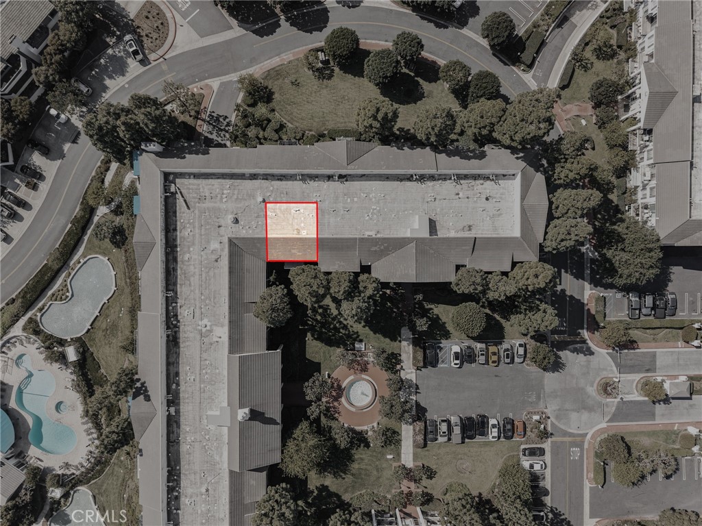 102 Scholz Plaza 239