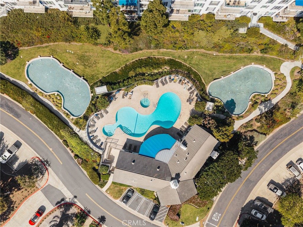 102 Scholz Plaza 239