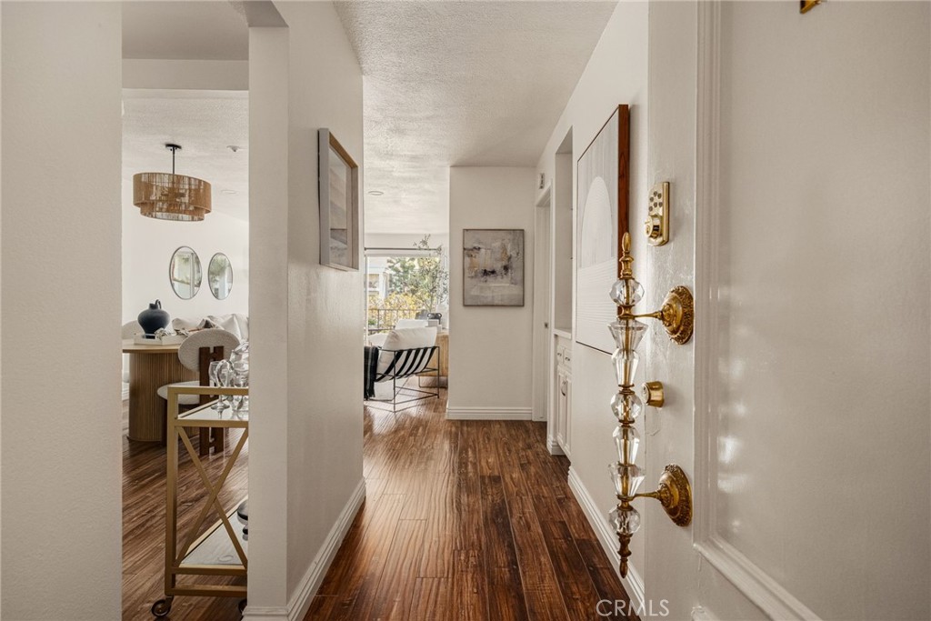 102 Scholz Plaza 239