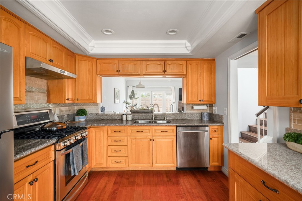 2700 Arlington Avenue 115