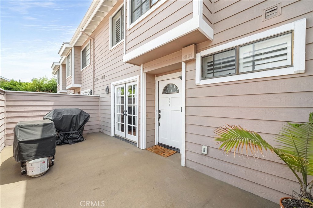 2700 Arlington Avenue 115