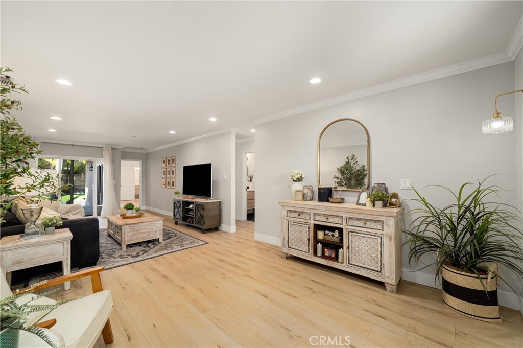 14651 Carnell