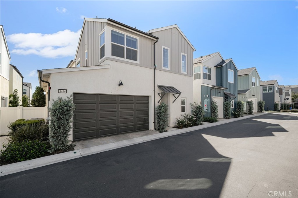 4446 S Forsyth Paseo