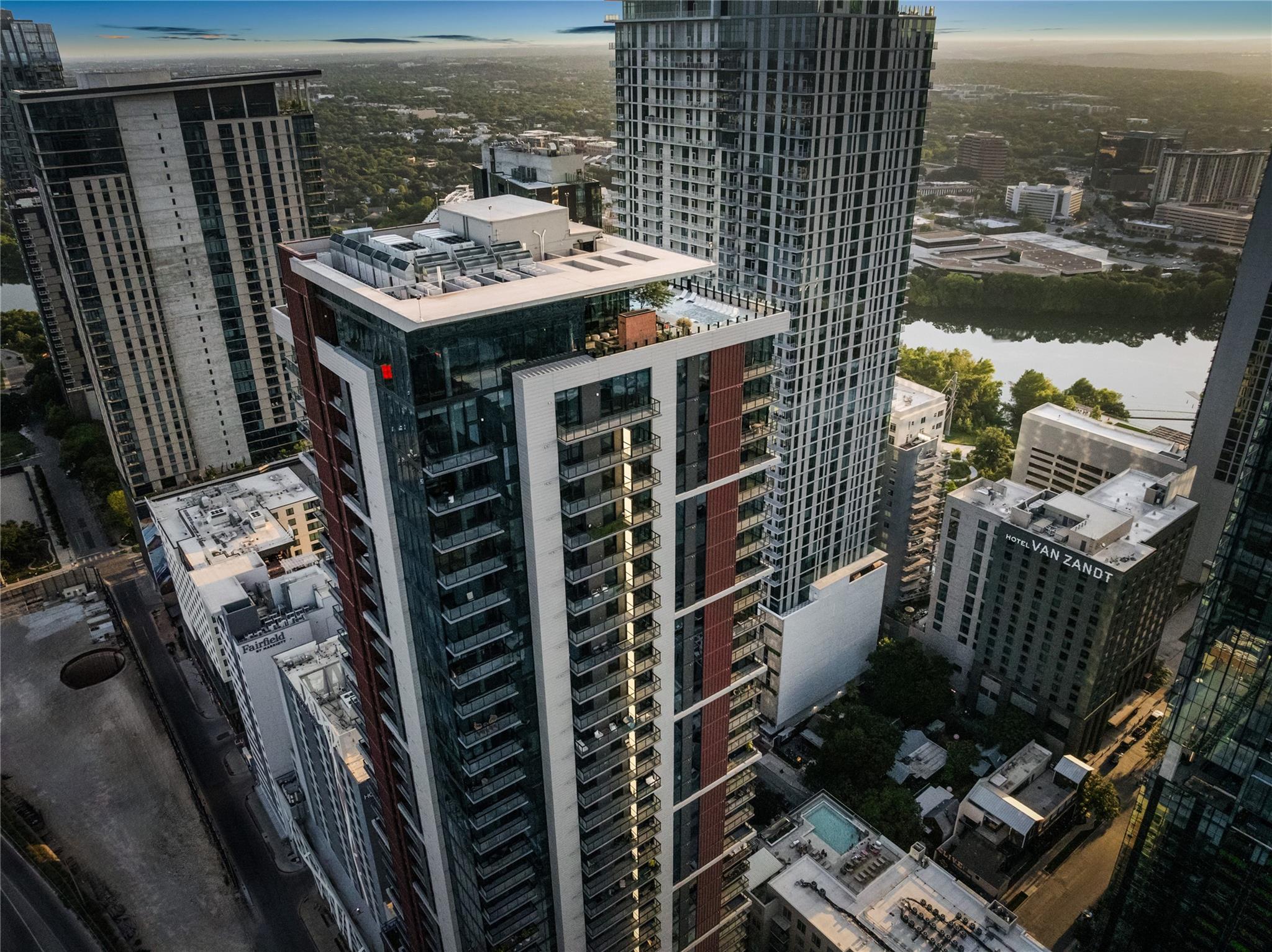 84 East Ave # 3808