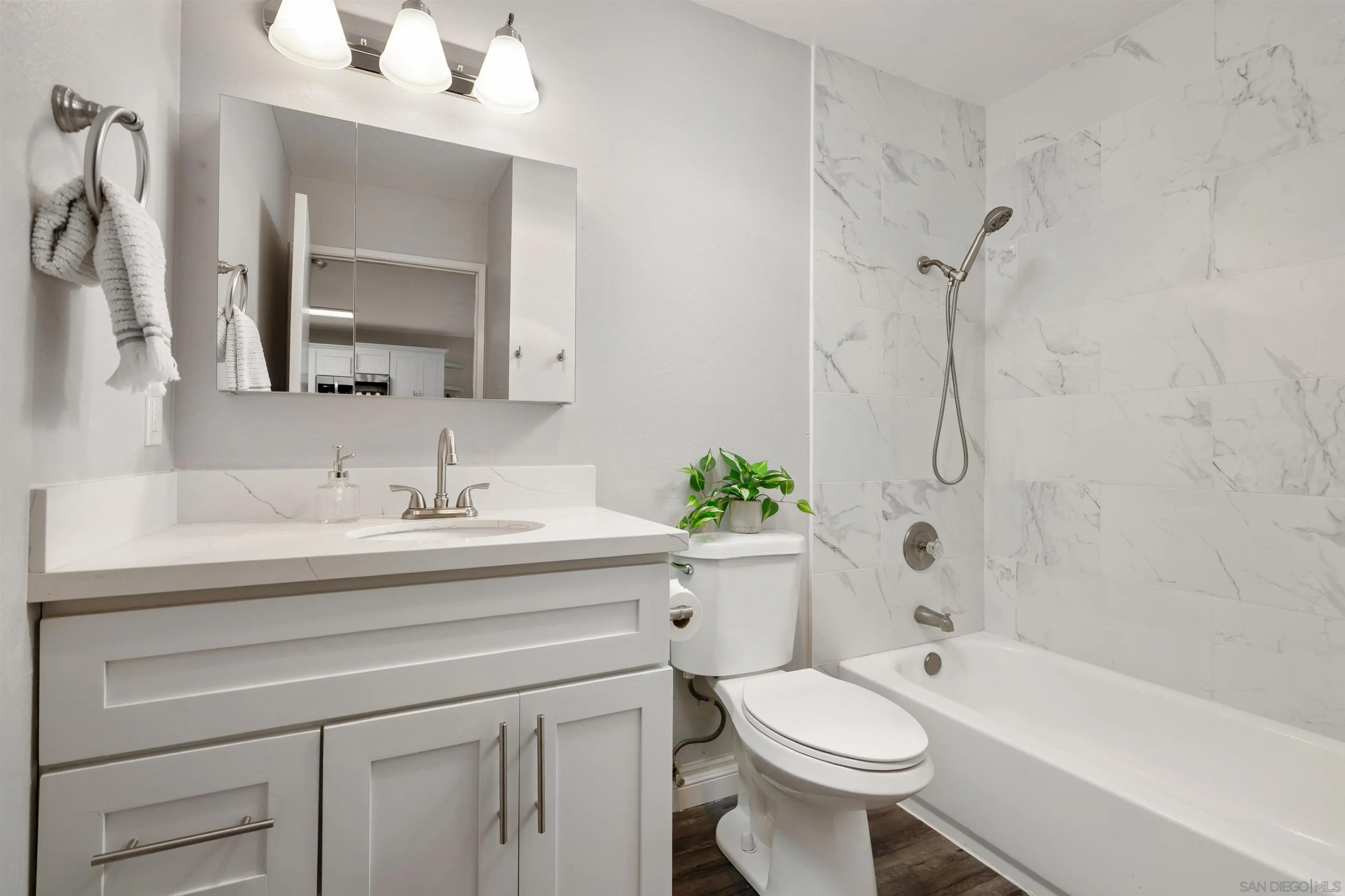 6675 Mission Gorge Rd Unit B104