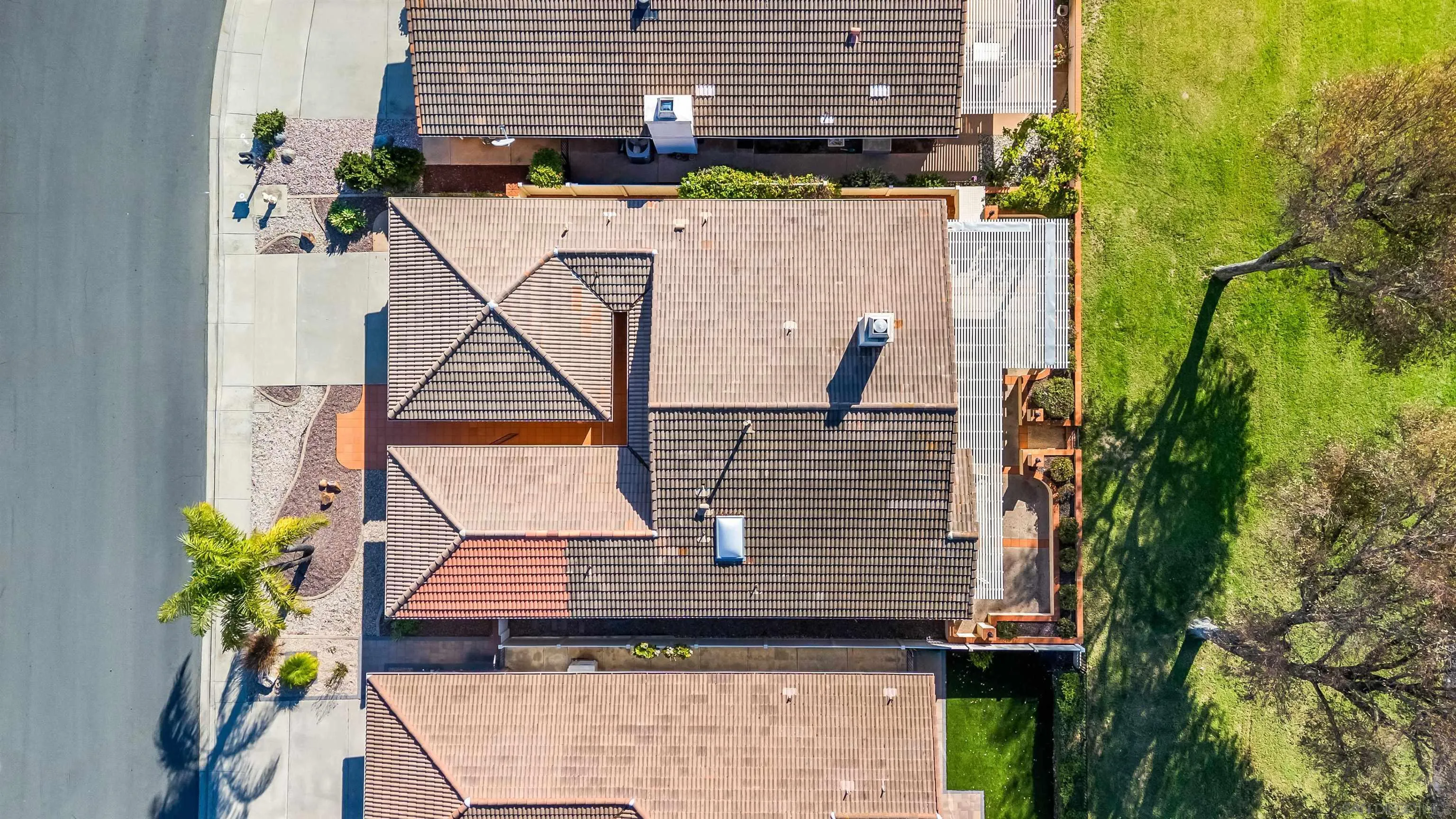 18113 Calle Estepona