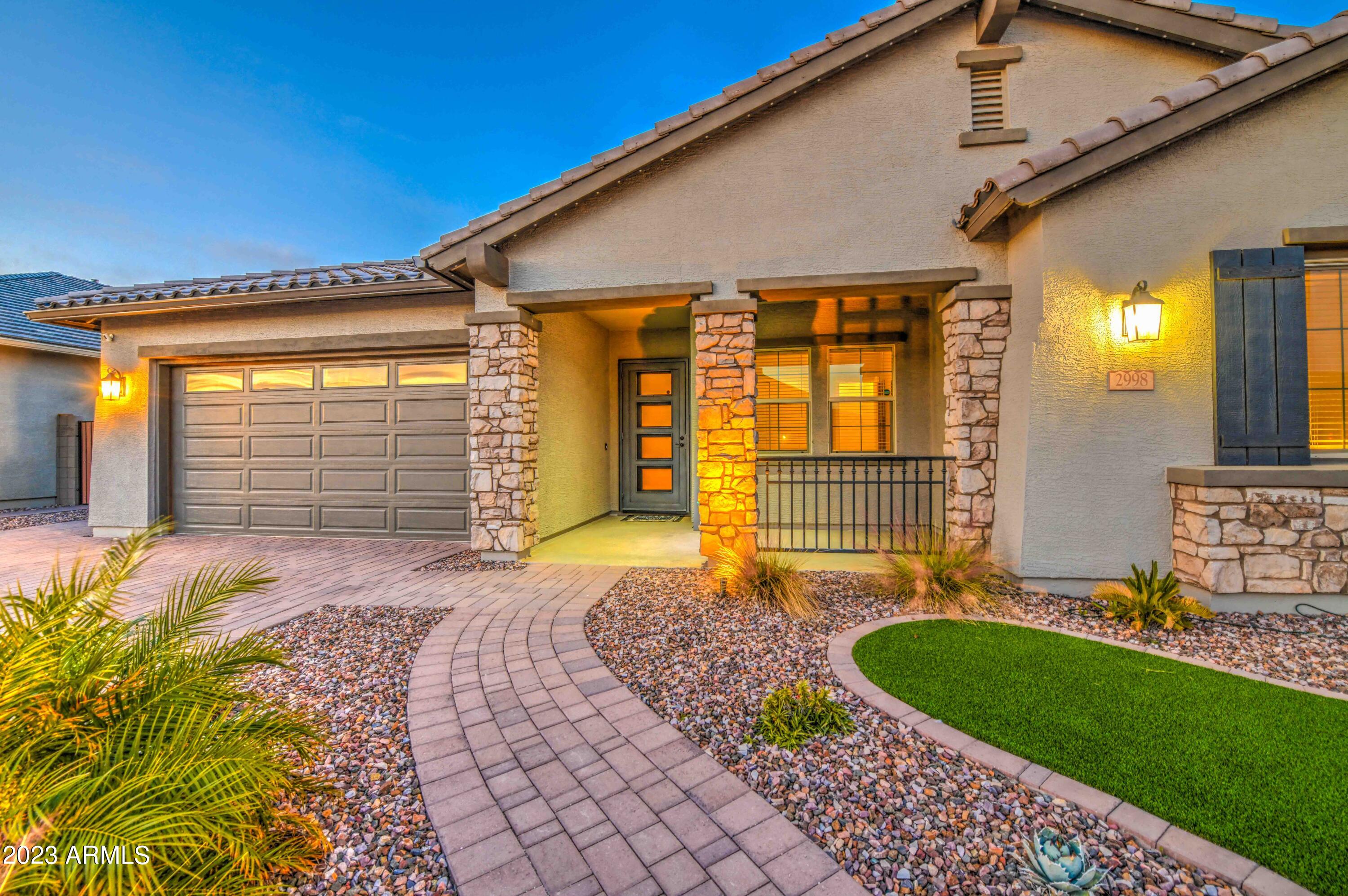 2998 W Horseshoe Drive