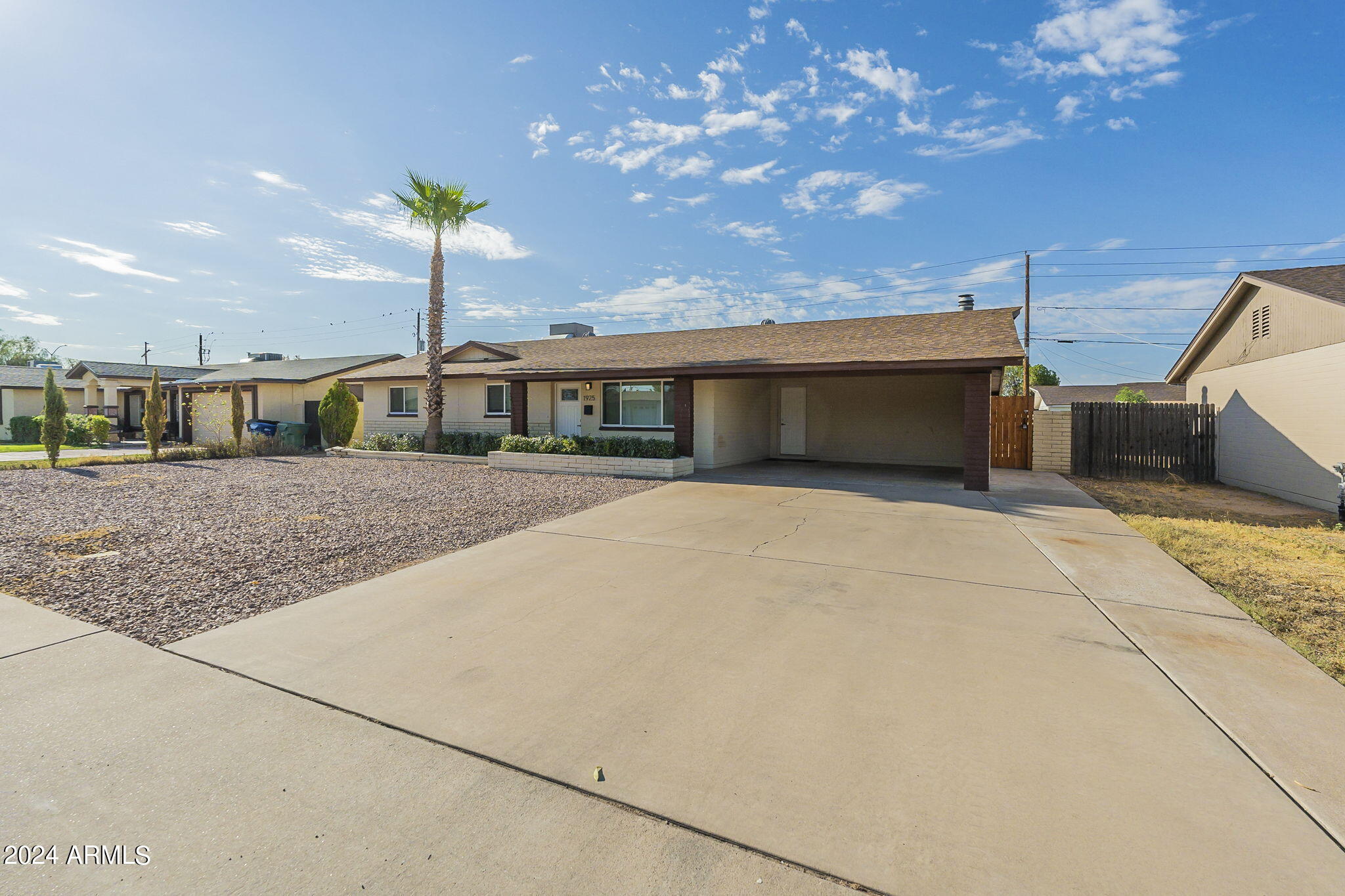1925 E Delta Avenue