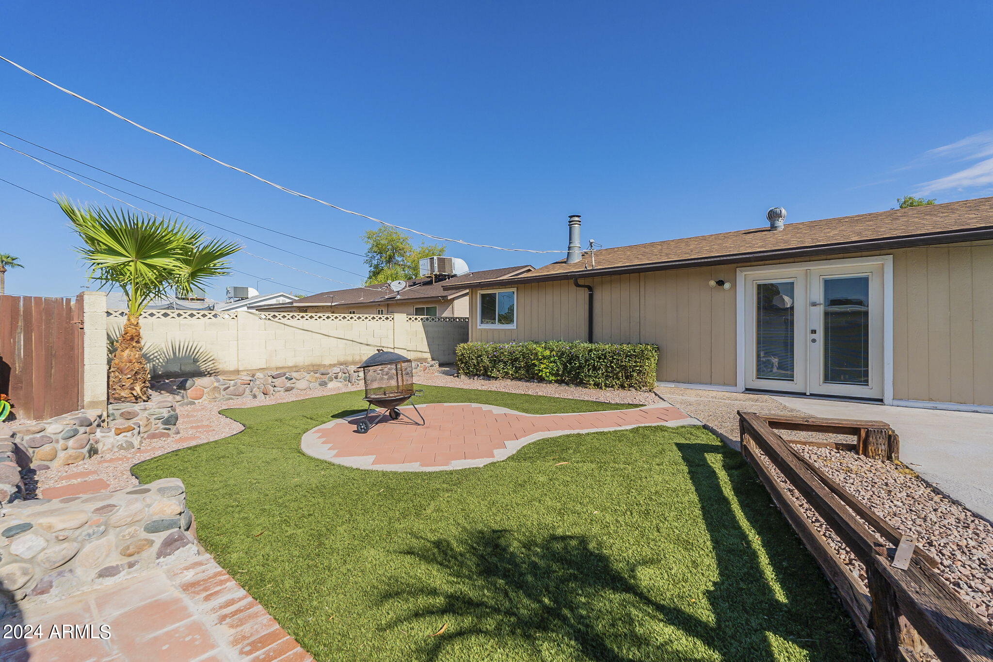 1925 E Delta Avenue