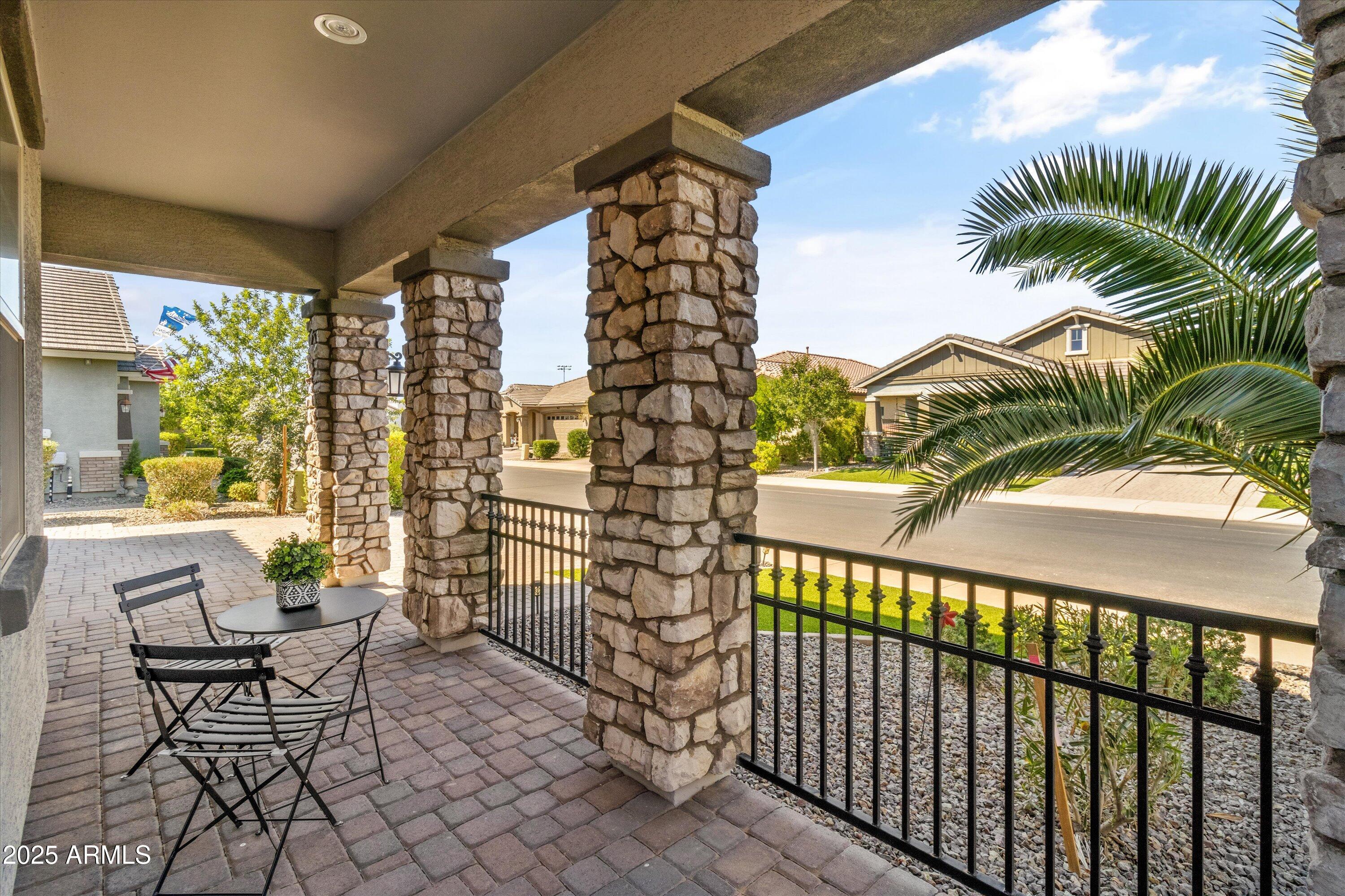 41403 W CENTENNIAL Drive