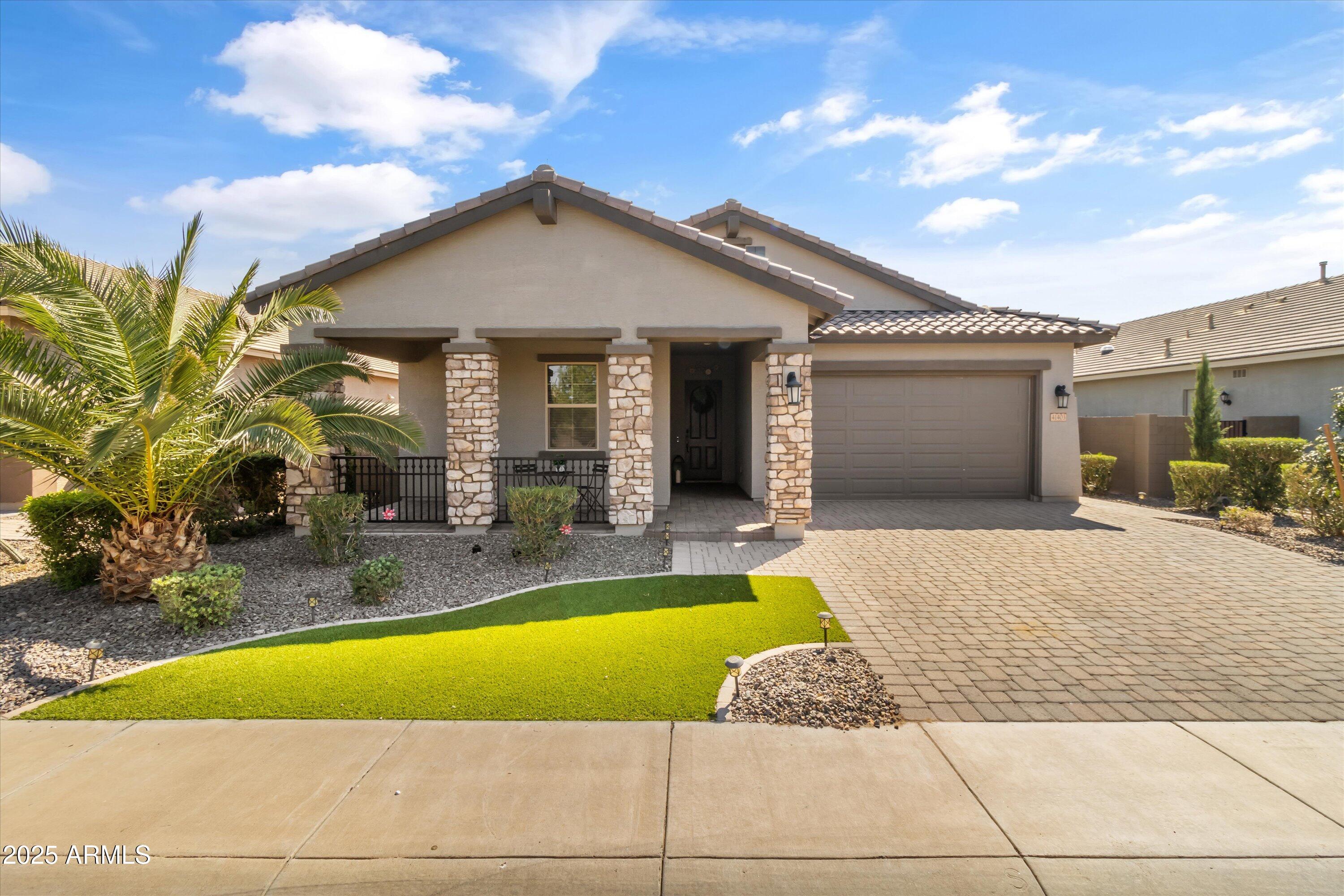 41403 W CENTENNIAL Drive