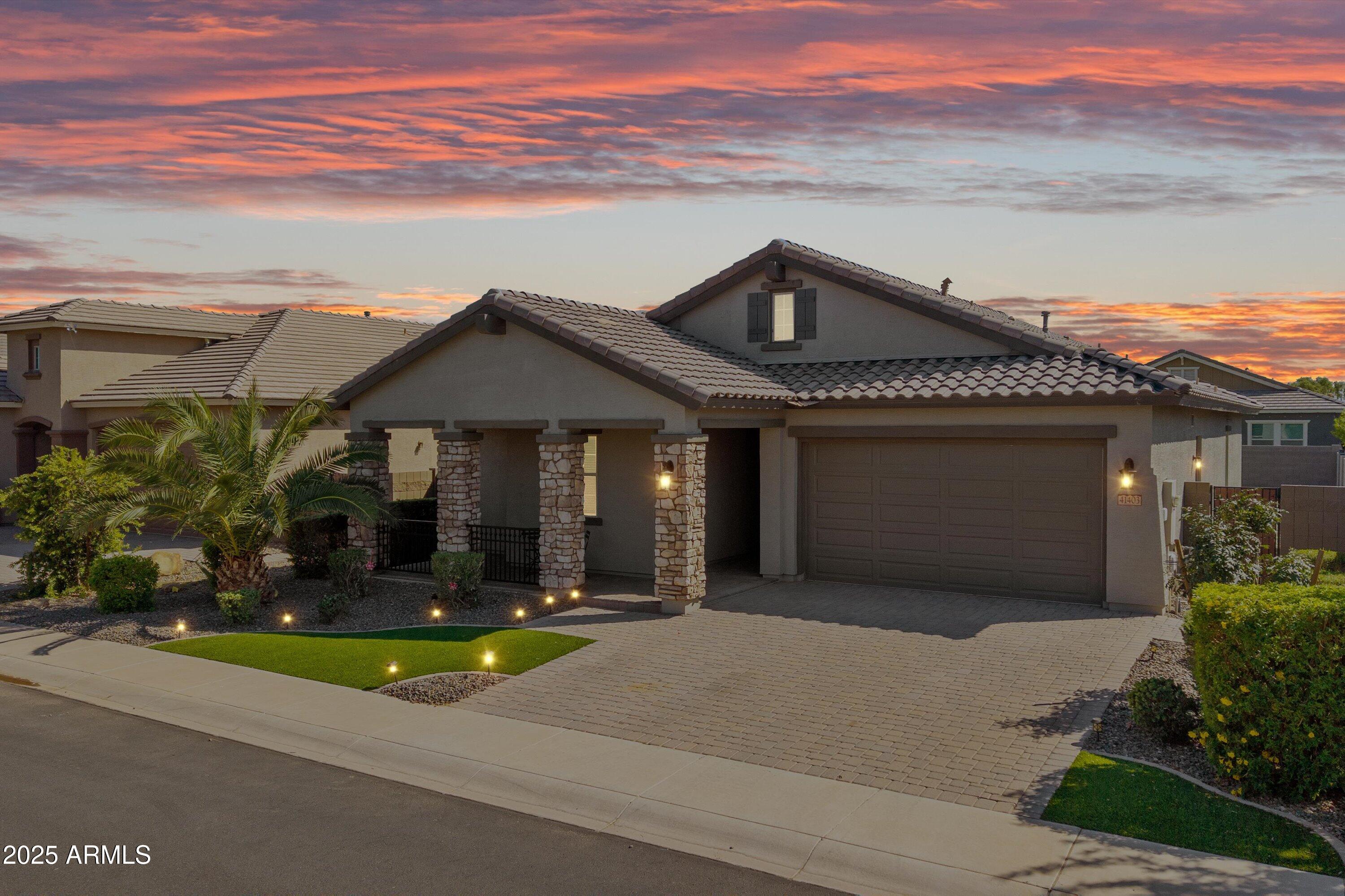 41403 W CENTENNIAL Drive