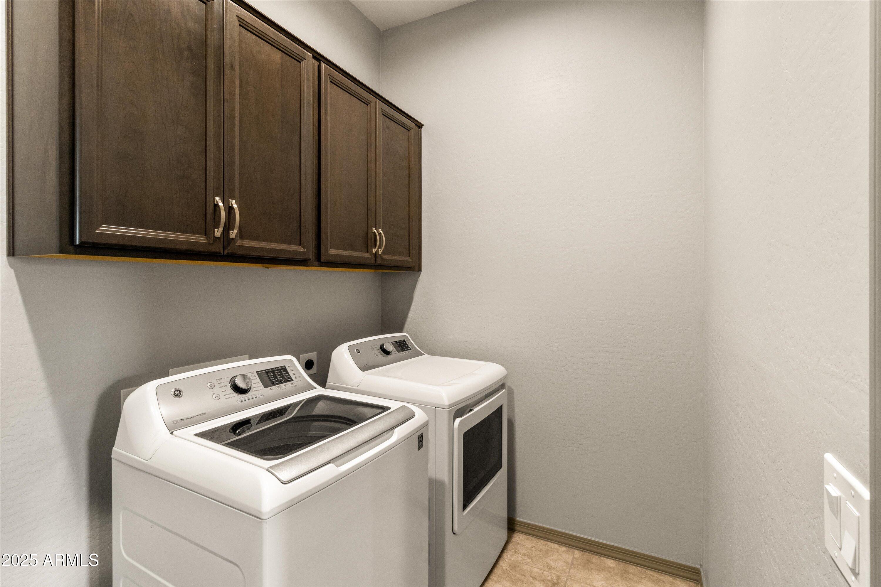 41403 W CENTENNIAL Drive