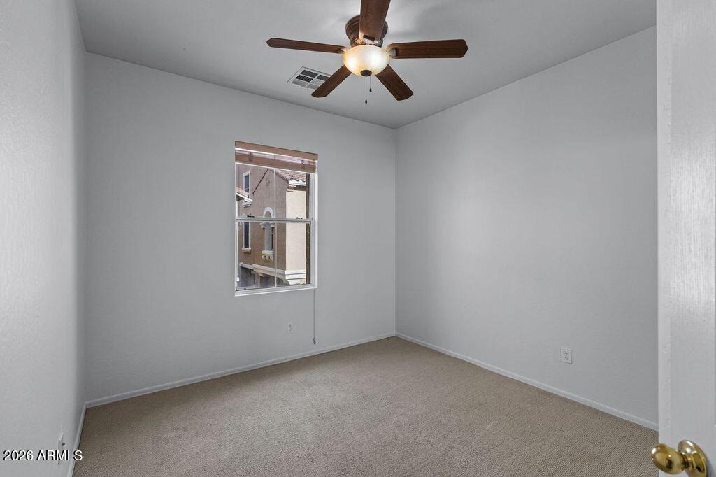 109 W COMMERCE Court