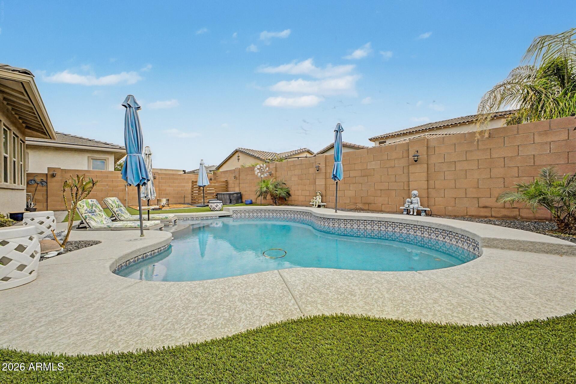 20873 E ARROWHEAD Trail